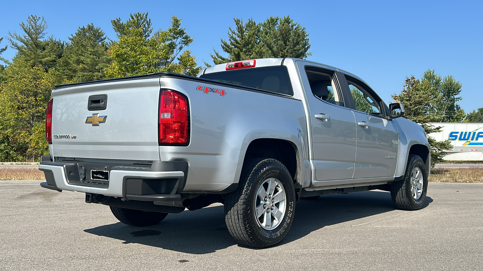 2018 Chevrolet Colorado Work Truck 11