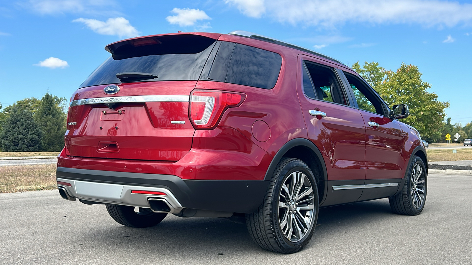 2016 Ford Explorer Platinum 11