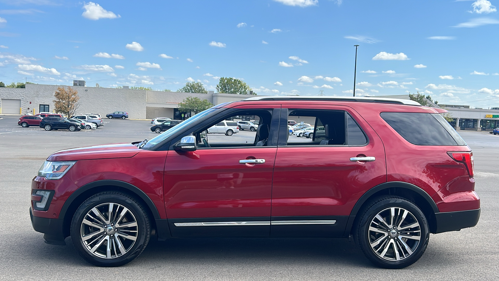 2016 Ford Explorer Platinum 17