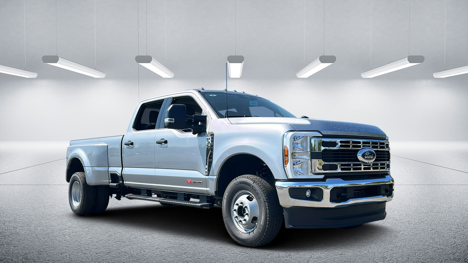 2024 Ford F-350SD XLT 1