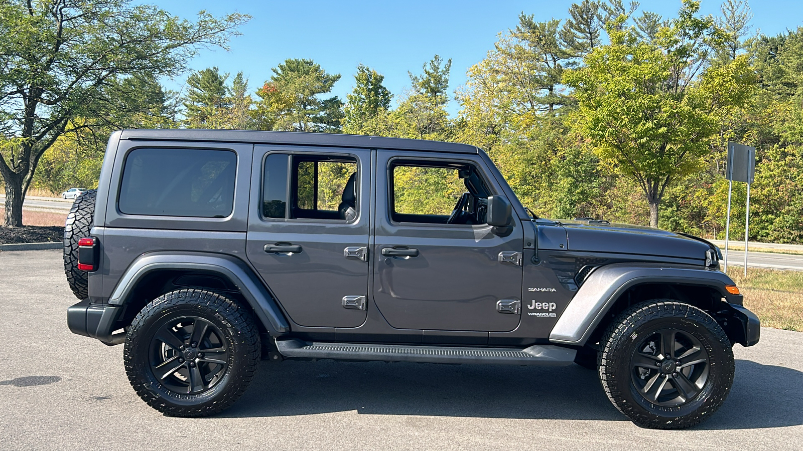 2020 Jeep Wrangler Unlimited Sahara 4