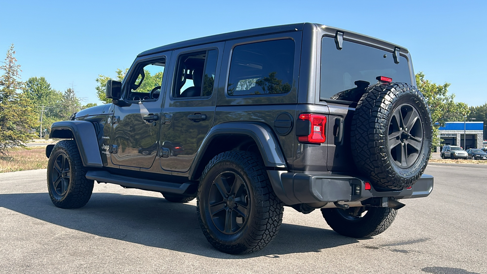 2020 Jeep Wrangler Unlimited Sahara 15