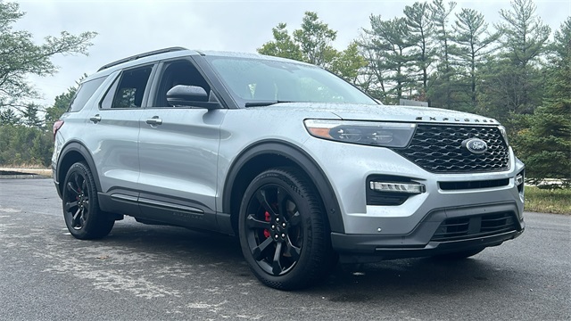 2020 Ford Explorer ST 2