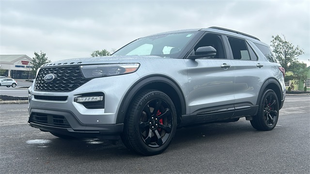 2020 Ford Explorer ST 43