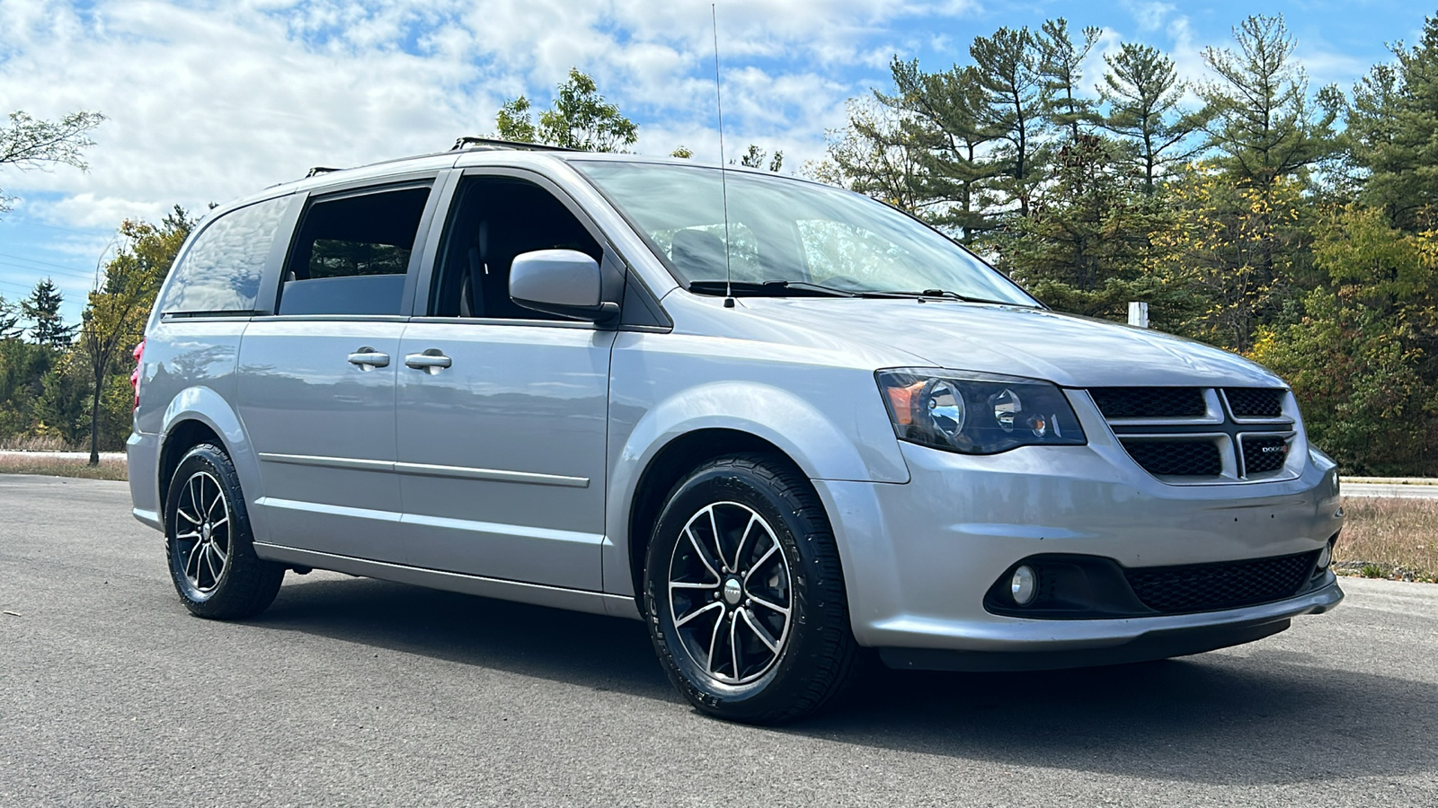 2017 Dodge Grand Caravan GT 2