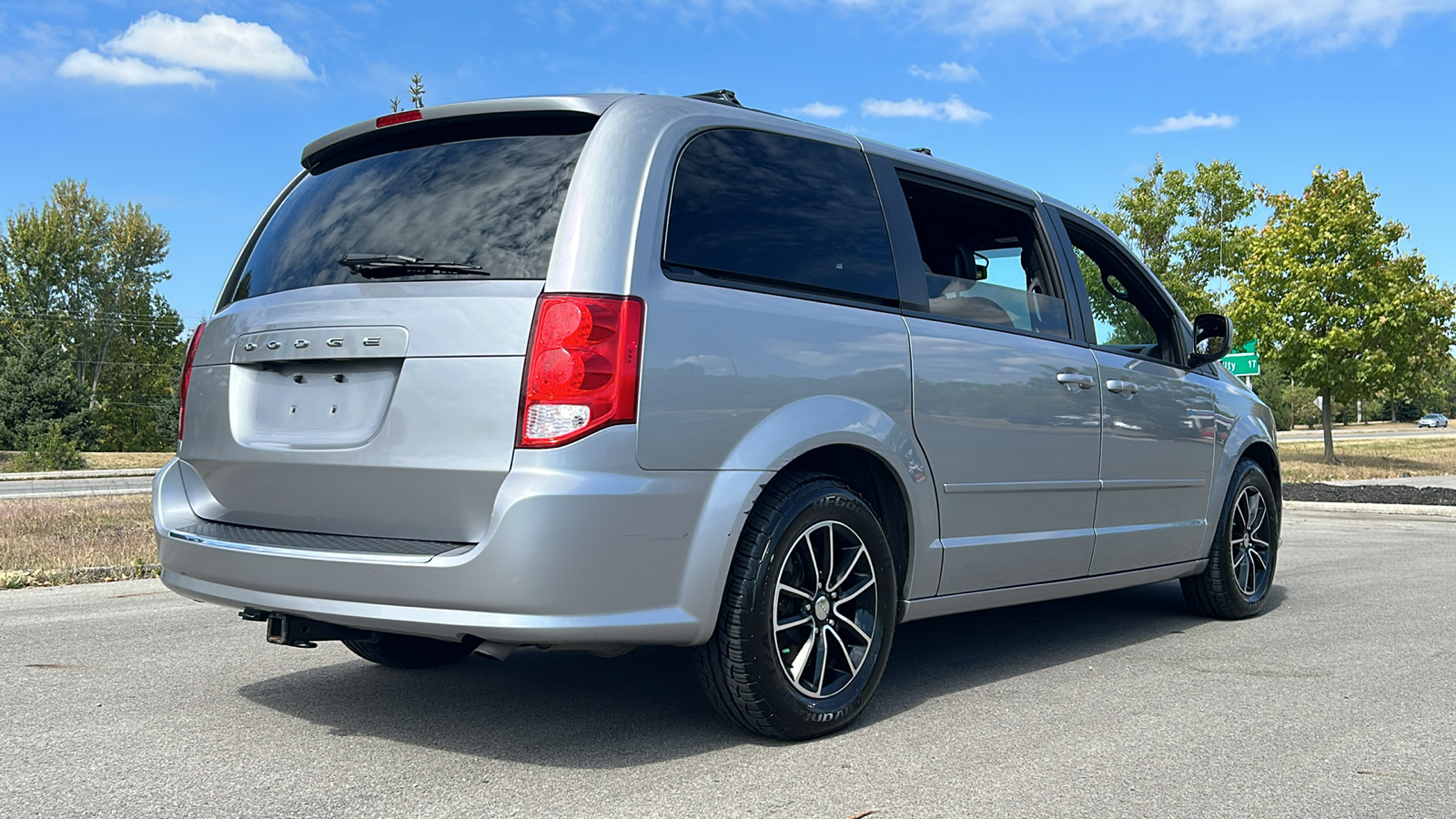 2017 Dodge Grand Caravan GT 10