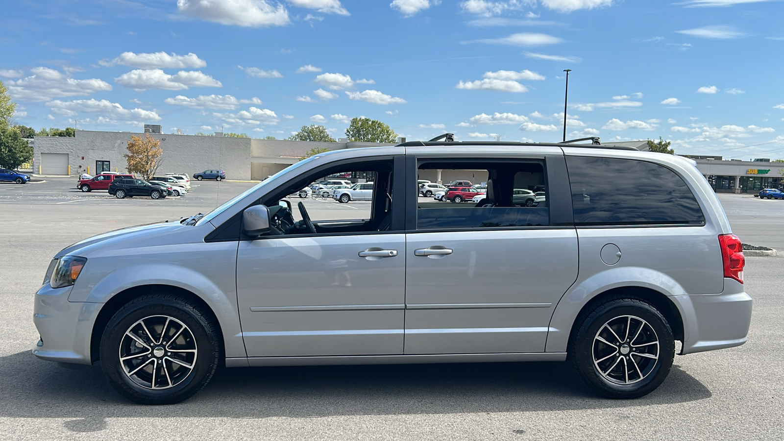 2017 Dodge Grand Caravan GT 16