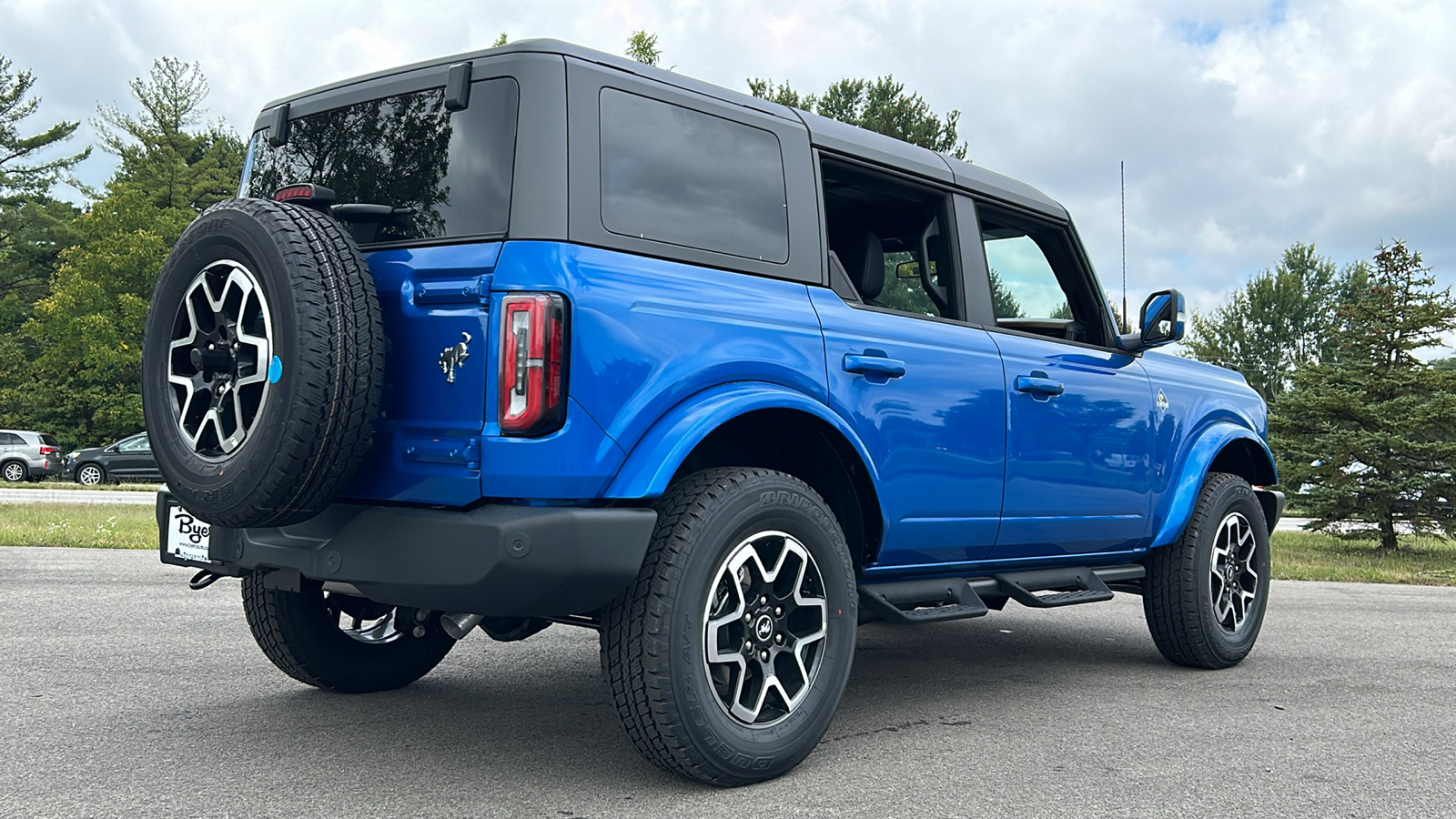 2024 Ford Bronco Outer Banks 12