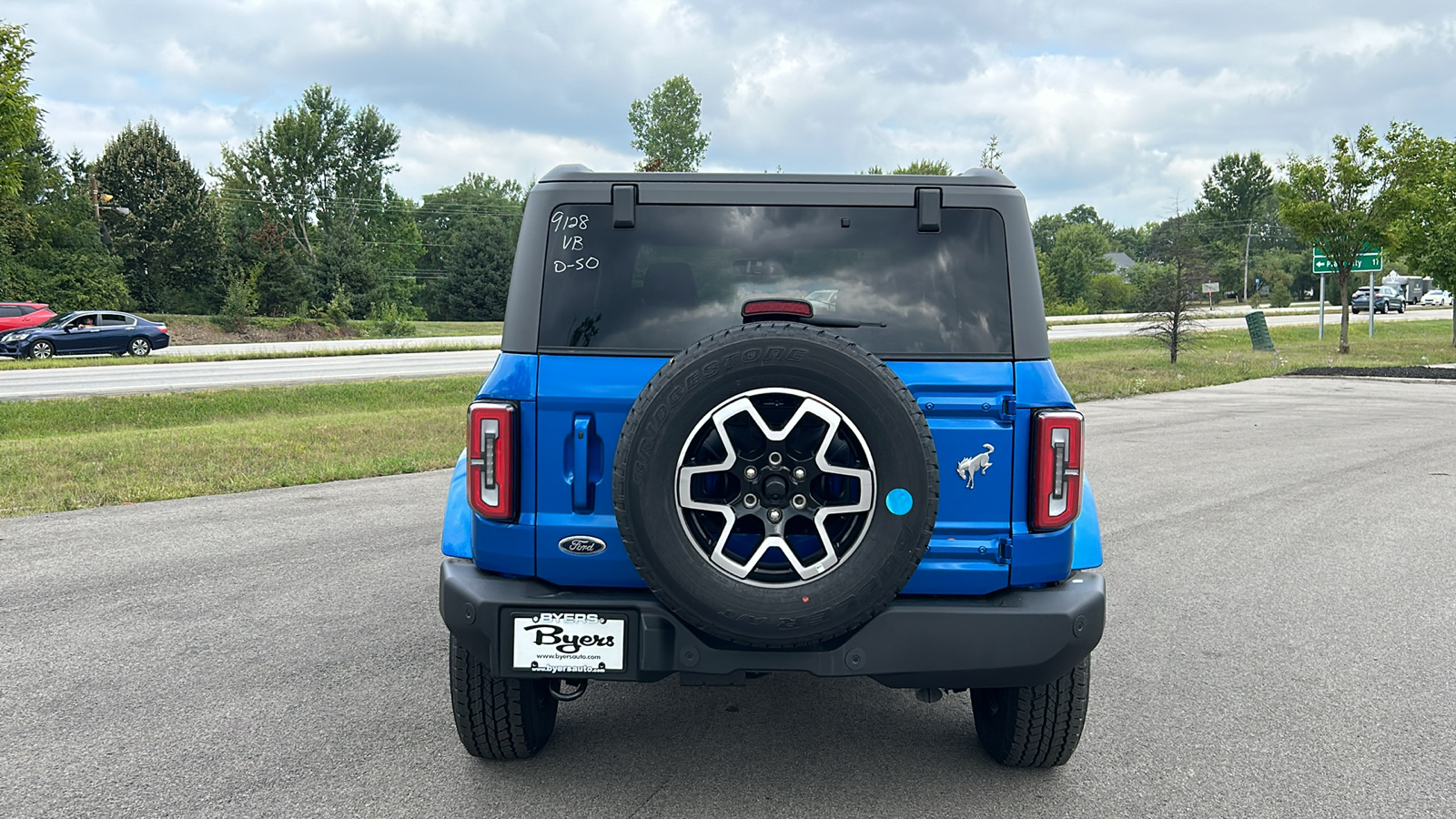 2024 Ford Bronco Outer Banks 13