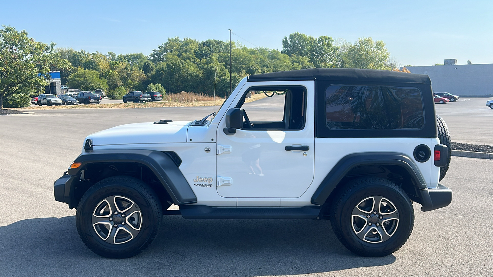 2020 Jeep Wrangler Sport S 13