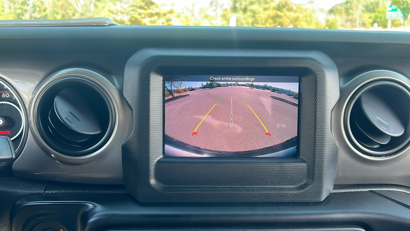 2020 Jeep Wrangler Sport S 23