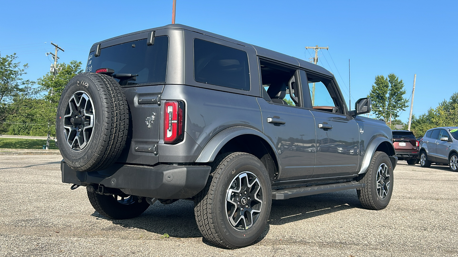 2024 Ford Bronco Outer Banks 12