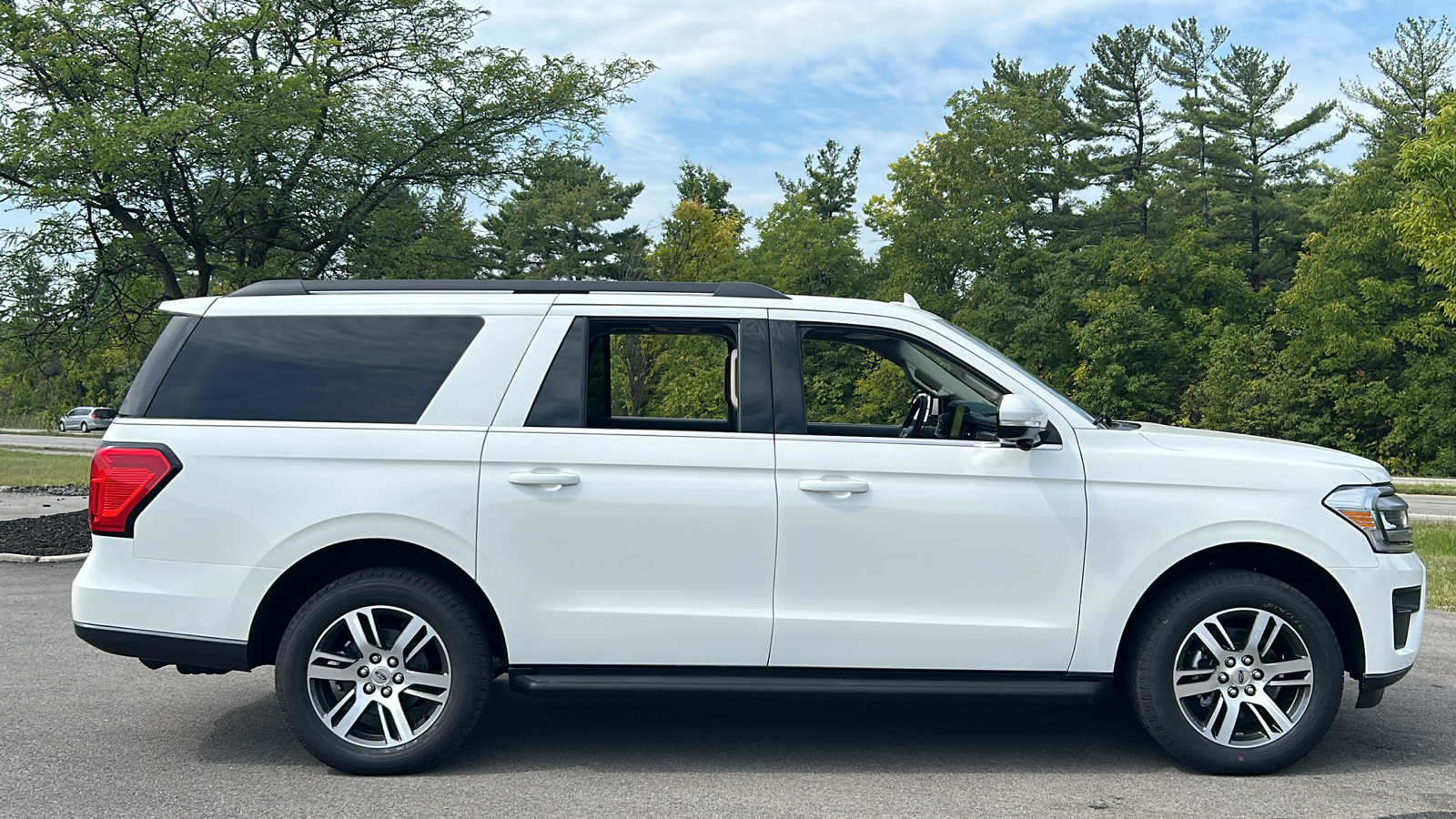 2024 Ford Expedition Max XLT 4