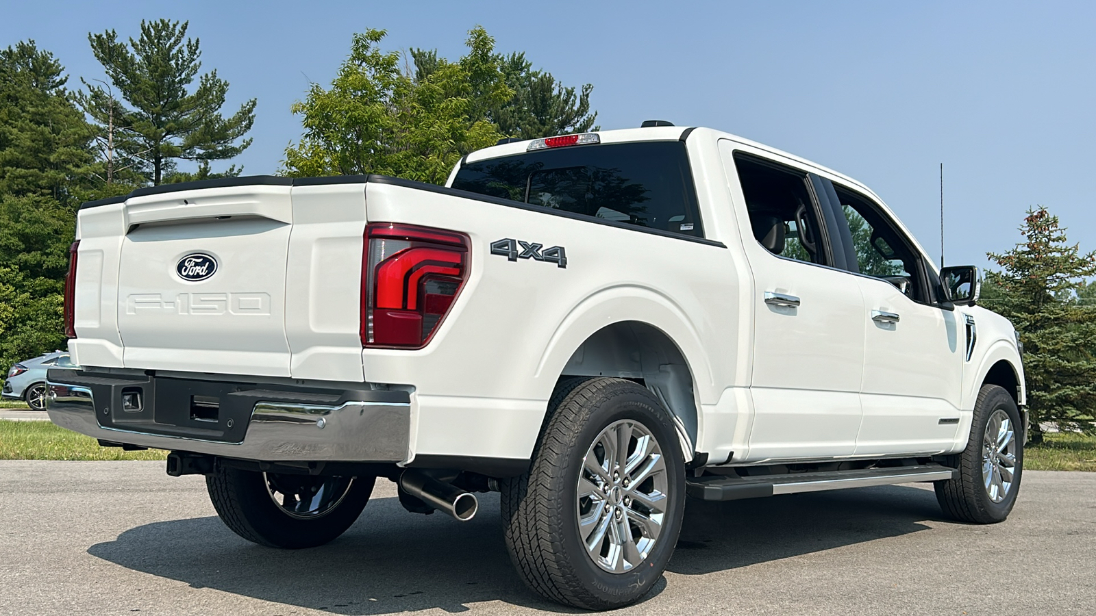 2024 Ford F-150 Lariat 11