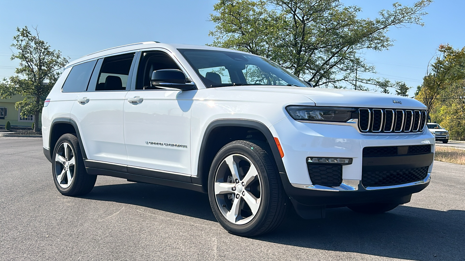 2021 Jeep Grand Cherokee L Limited 3