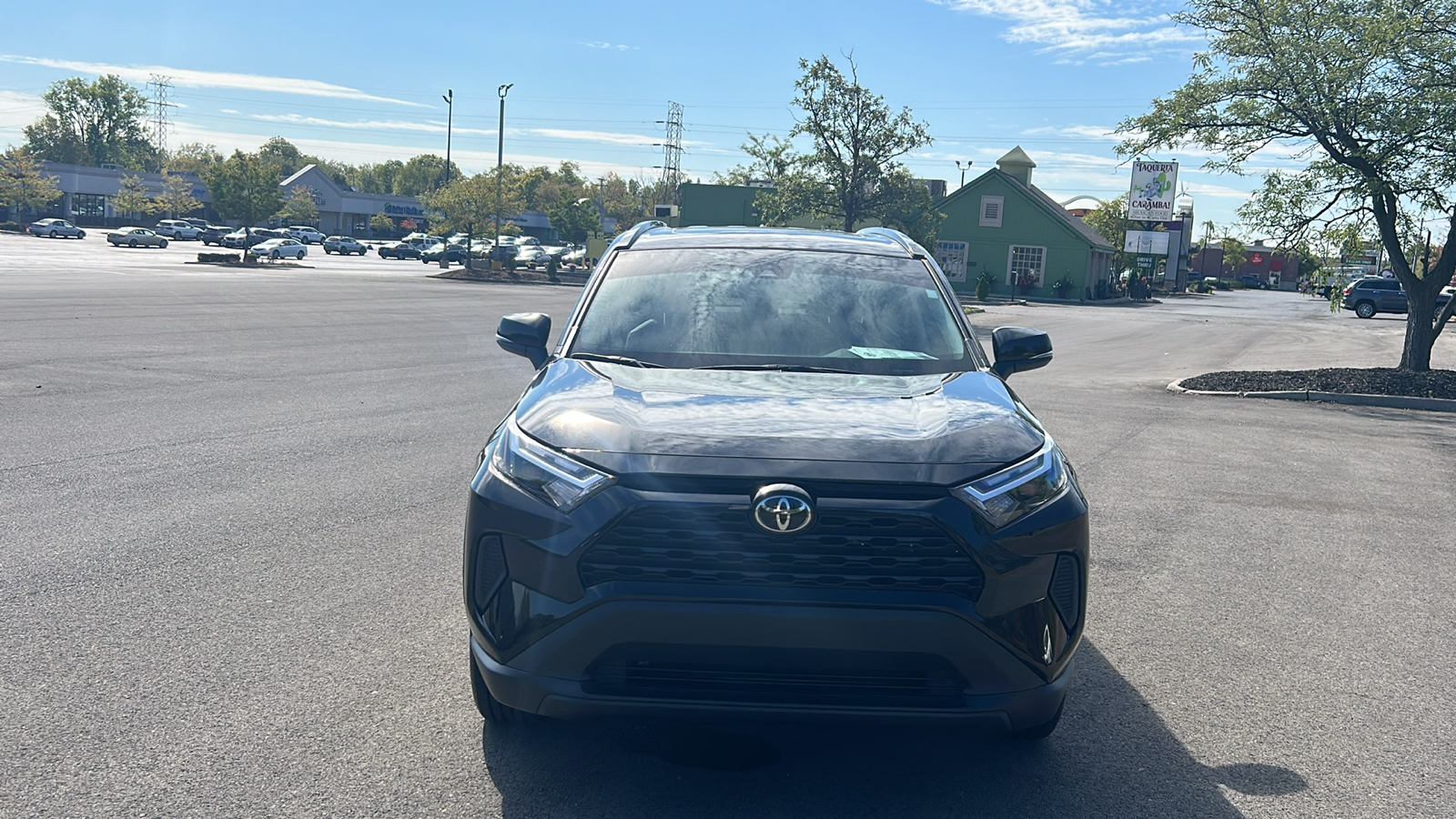 2022 Toyota RAV4 XLE 43