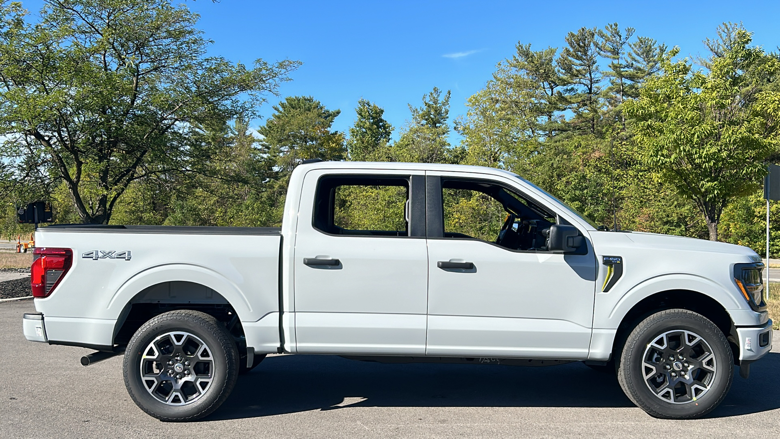 2024 Ford F-150 STX 4