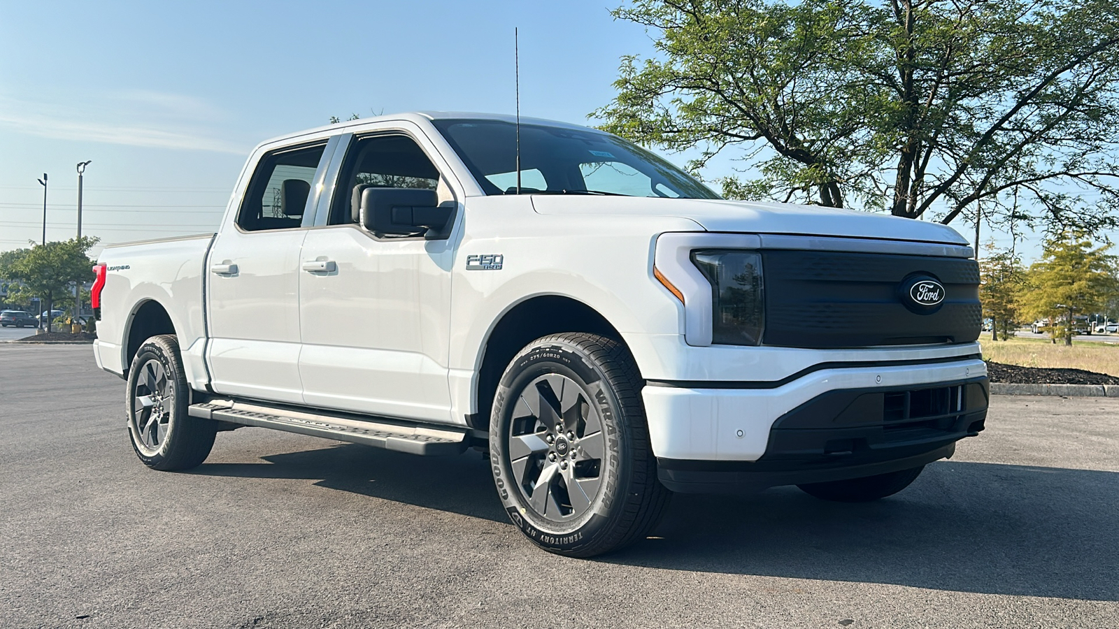 2024 Ford F-150 Lightning Flash 2