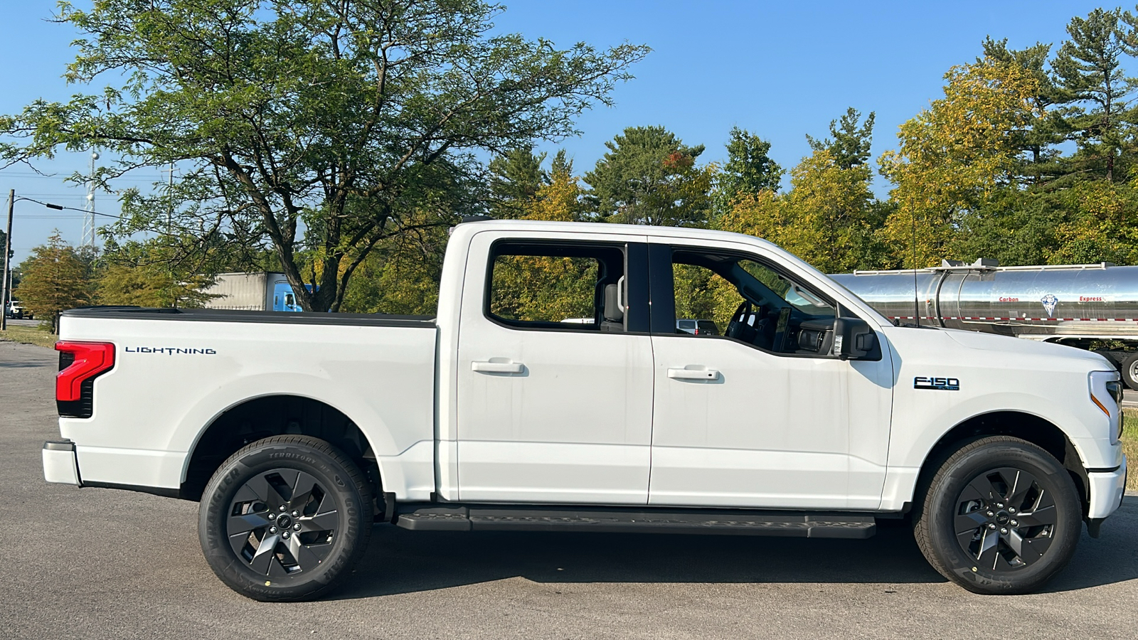 2024 Ford F-150 Lightning Flash 4