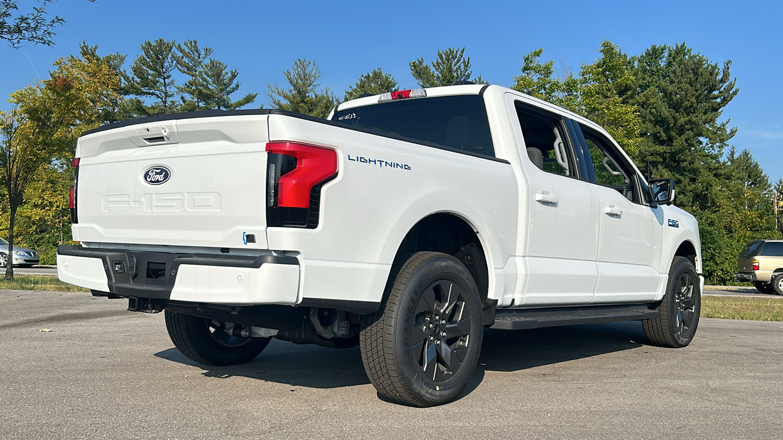 2024 Ford F-150 Lightning Flash 11