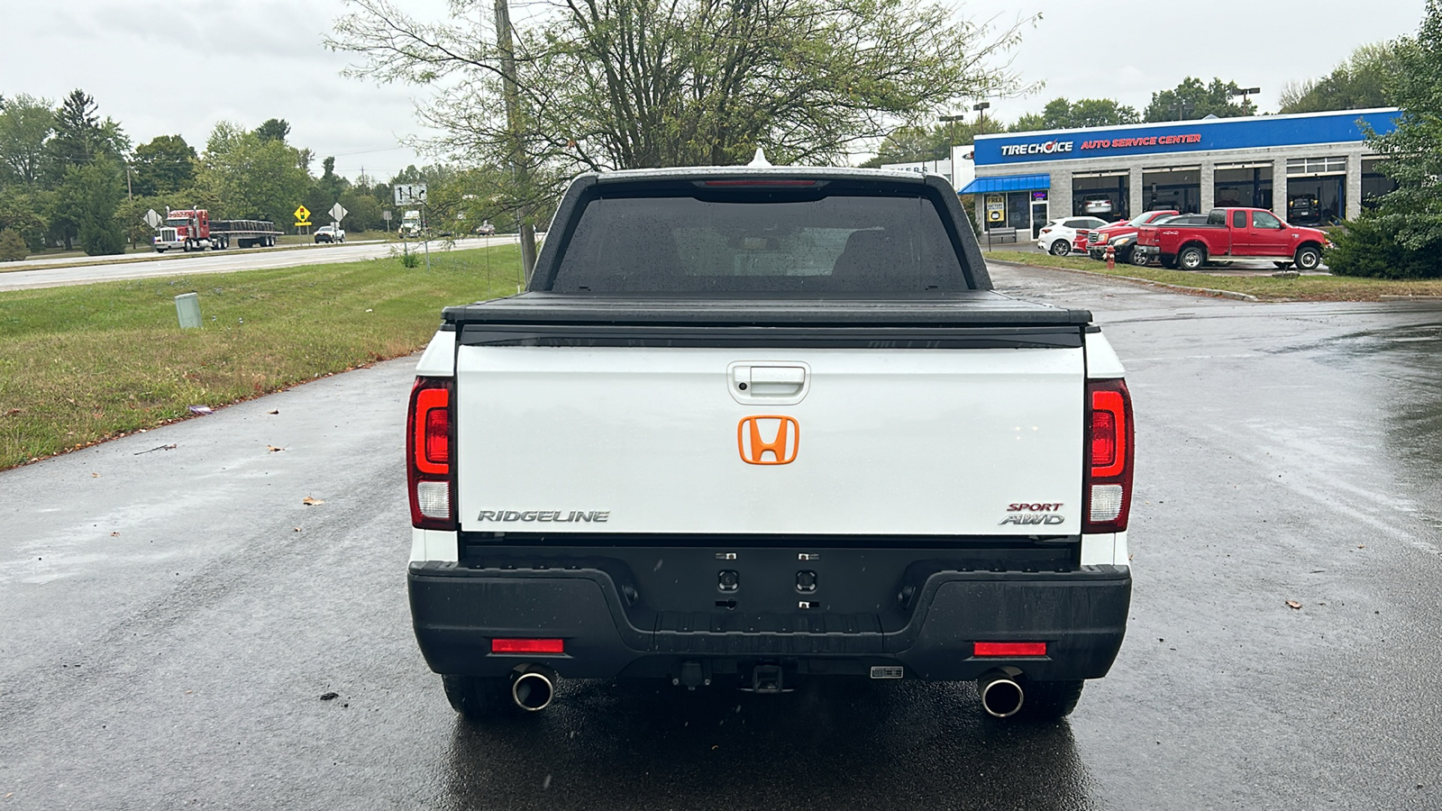 2021 Honda Ridgeline Sport 12