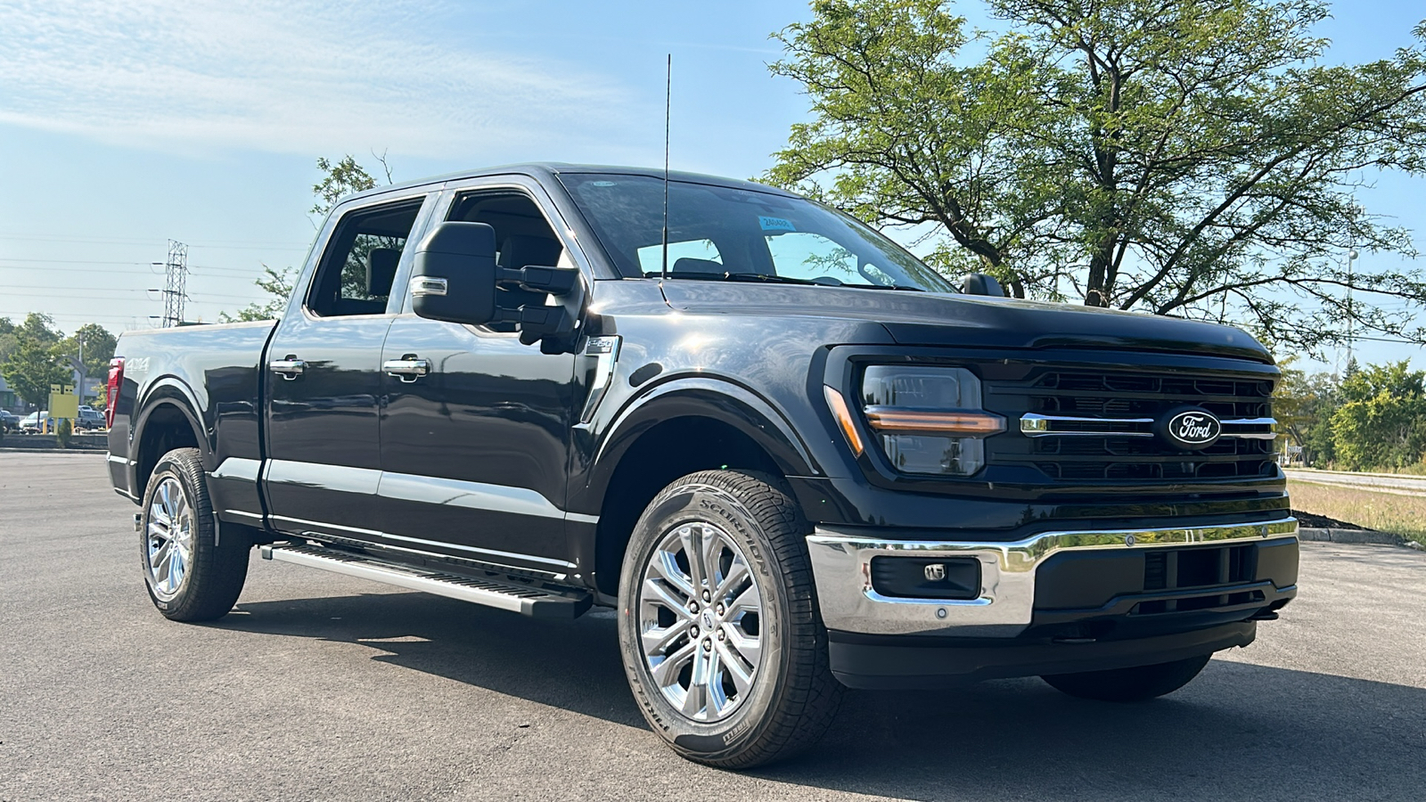 2024 Ford F-150 XLT 2