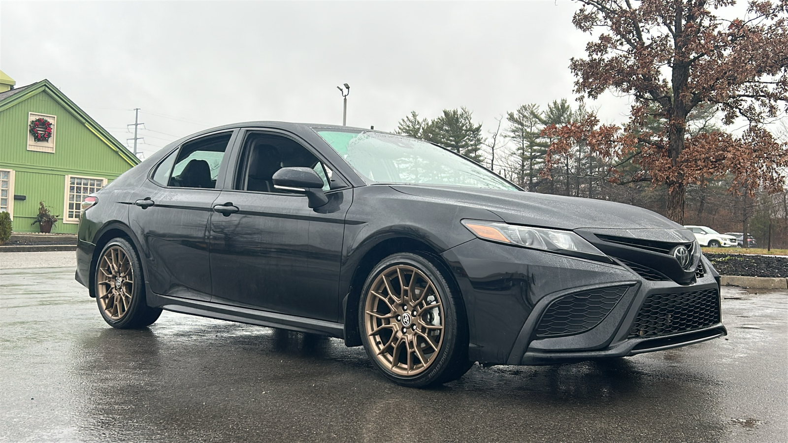 2023 Toyota Camry SE Nightshade 3