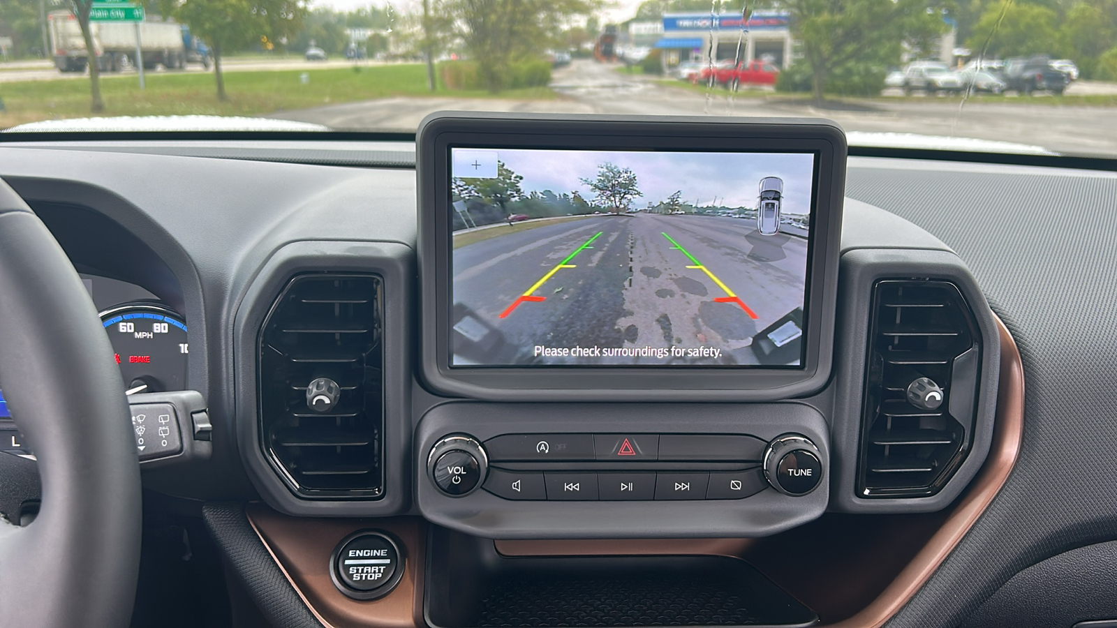 2024 Ford Bronco Sport Outer Banks 33