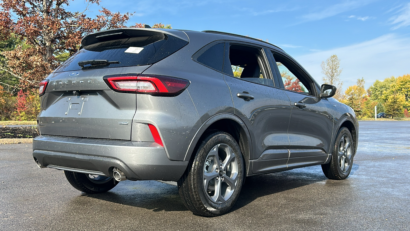 2024 Ford Escape ST-Line 11