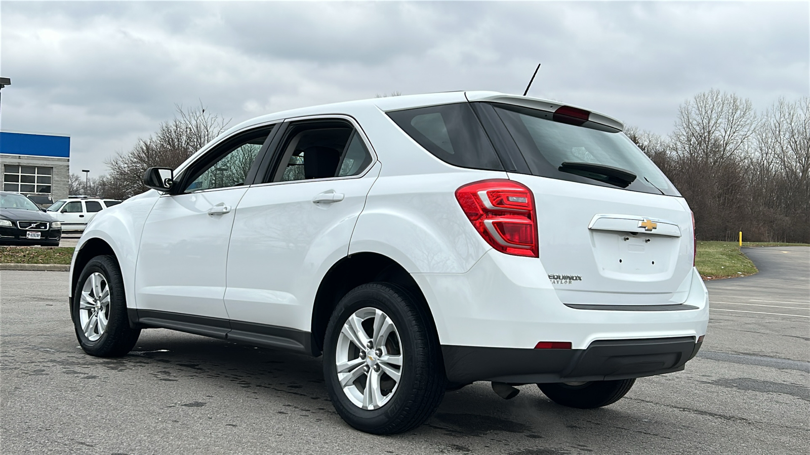 2017 Chevrolet Equinox LS 15