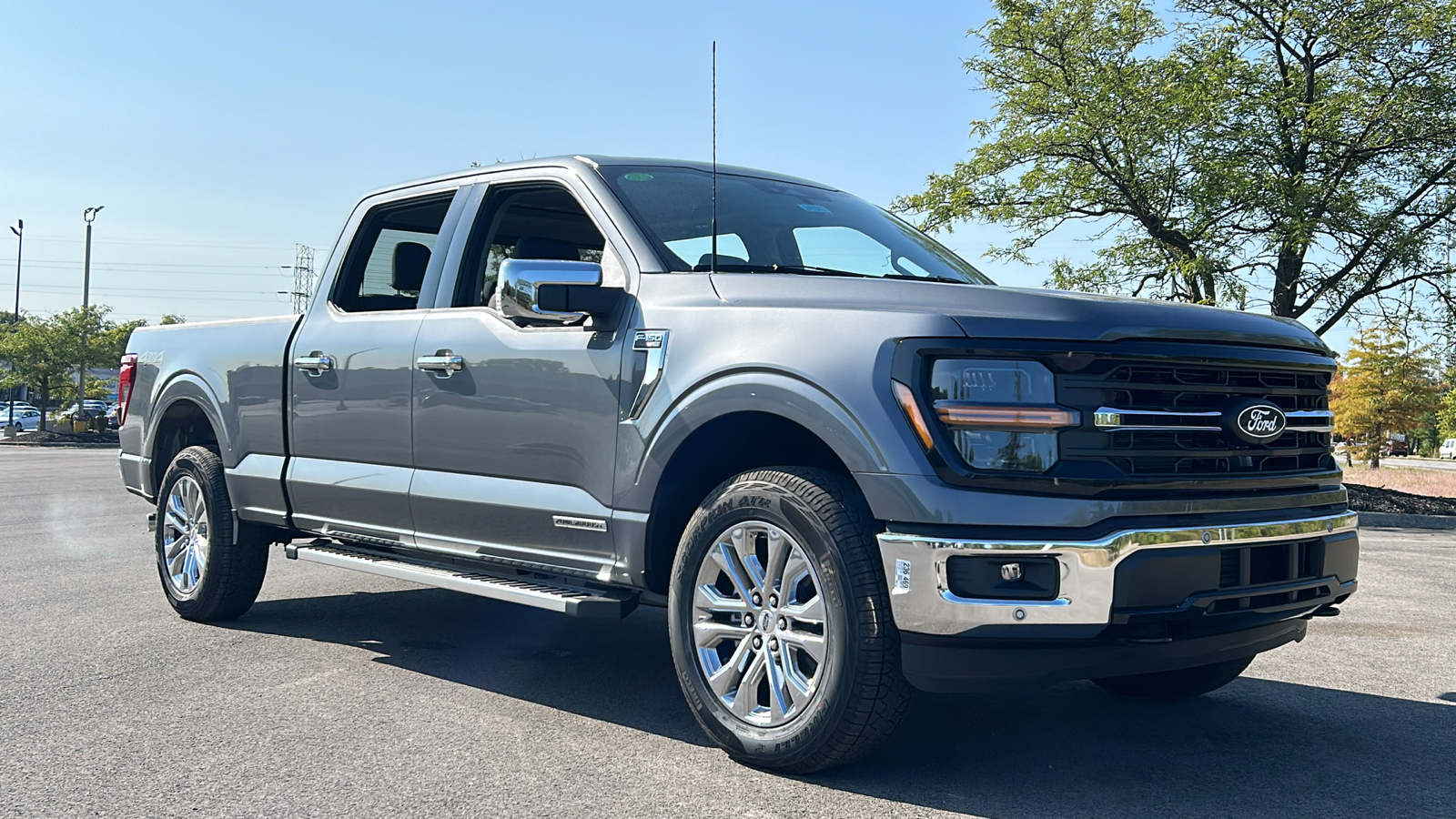 2024 Ford F-150 XLT 2