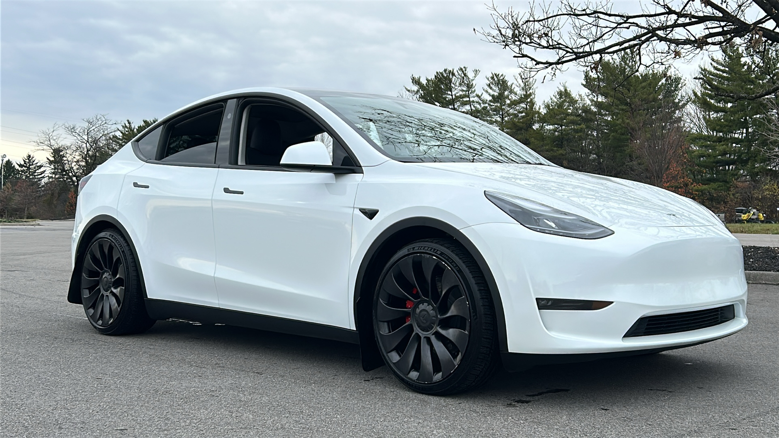 2023 Tesla Model Y Performance 2