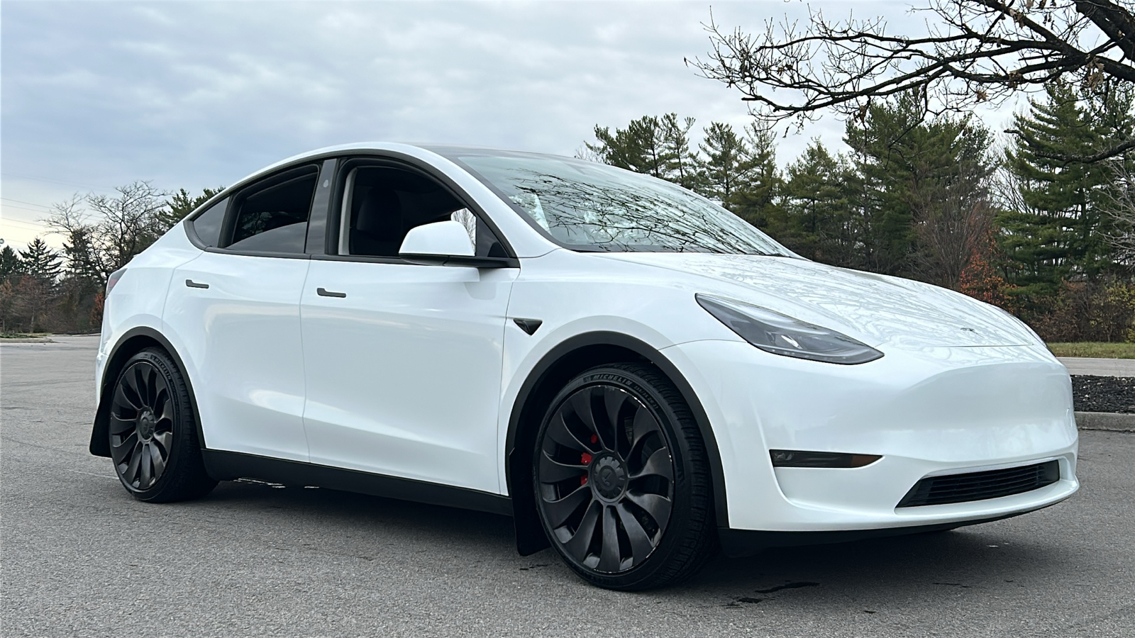 2023 Tesla Model Y Performance 3