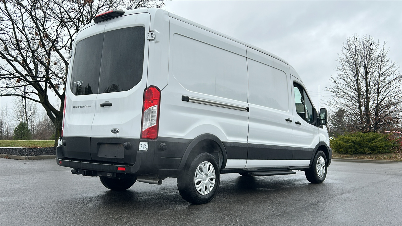 2024 Ford Transit-250 XL 11