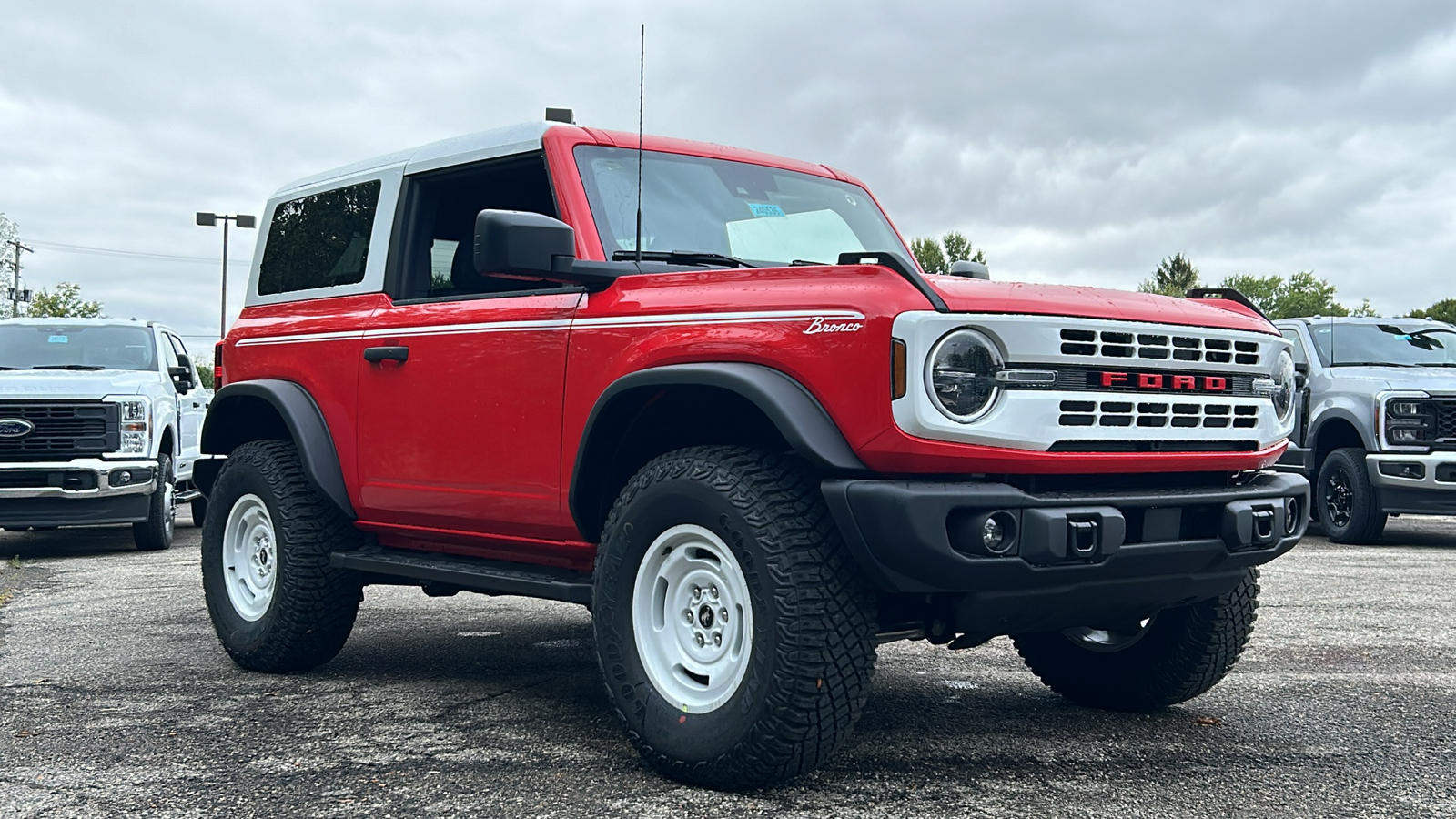 2024 Ford Bronco Heritage Edition 3