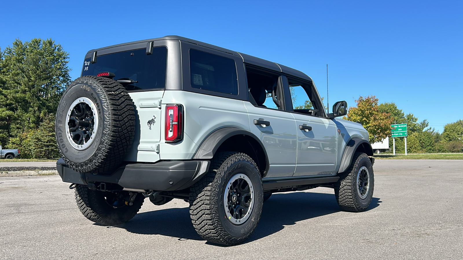 2024 Ford Bronco Badlands 12