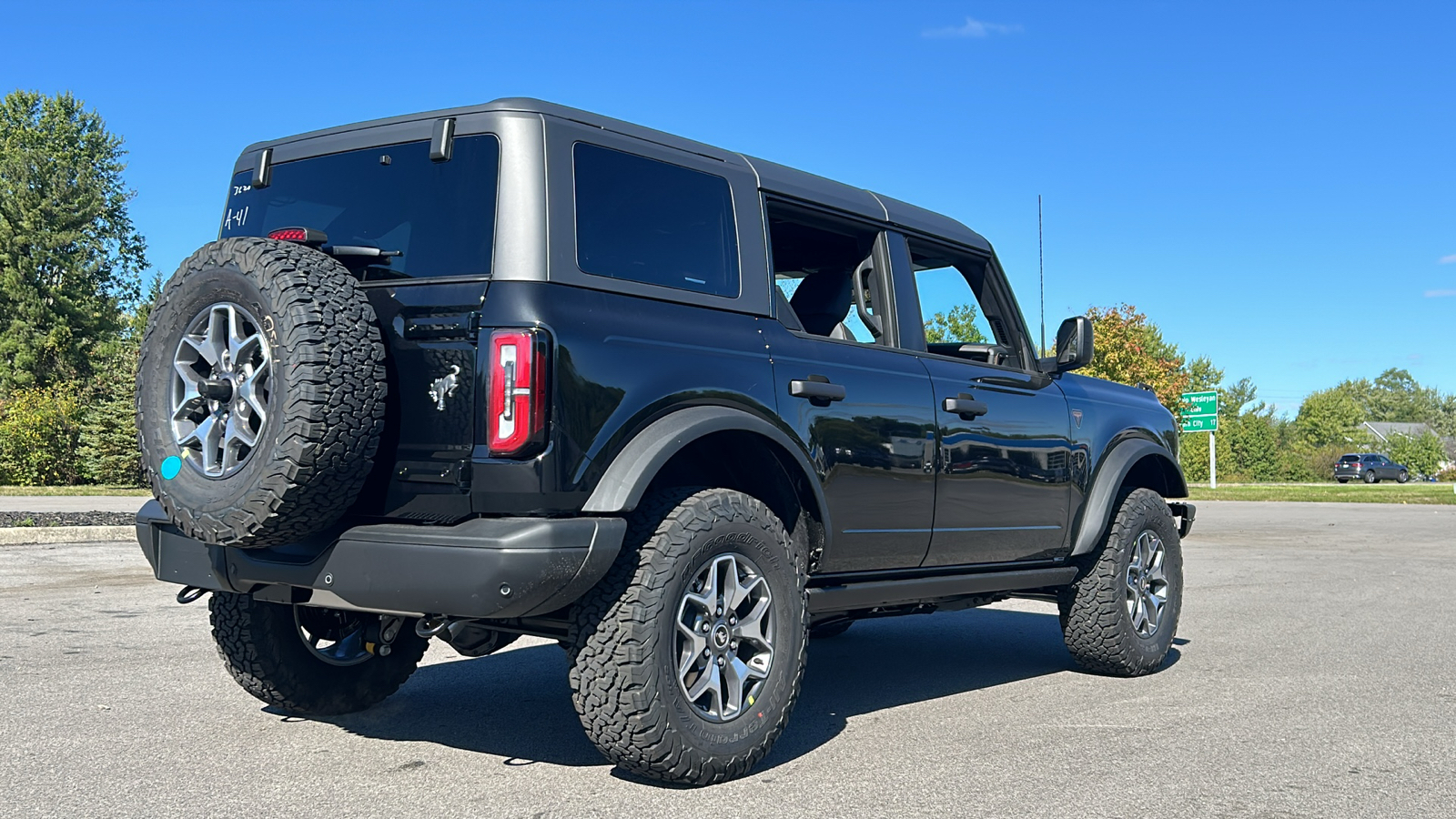 2024 Ford Bronco Badlands 12