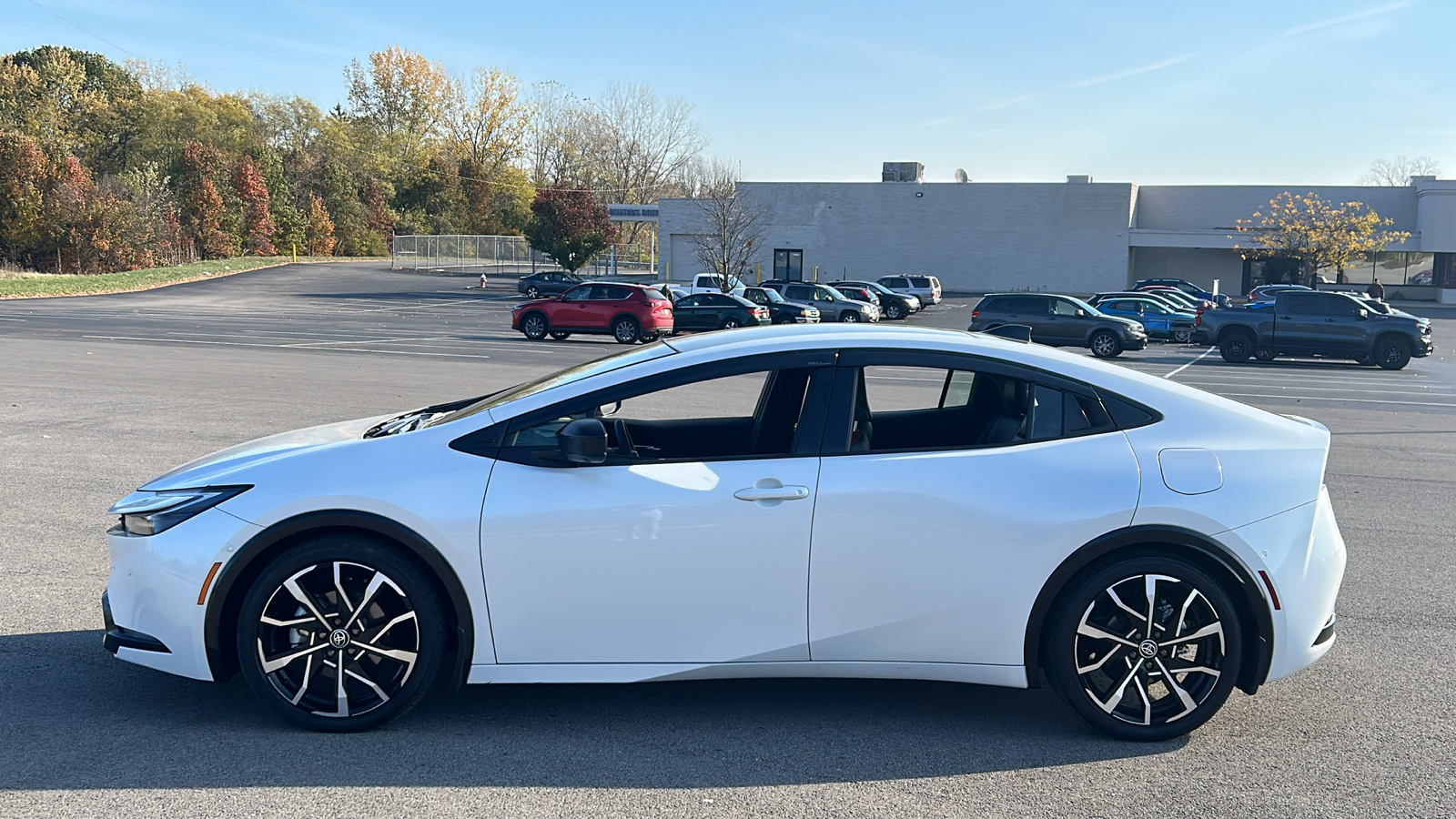 2024 Toyota Prius Prime XSE Premium 17