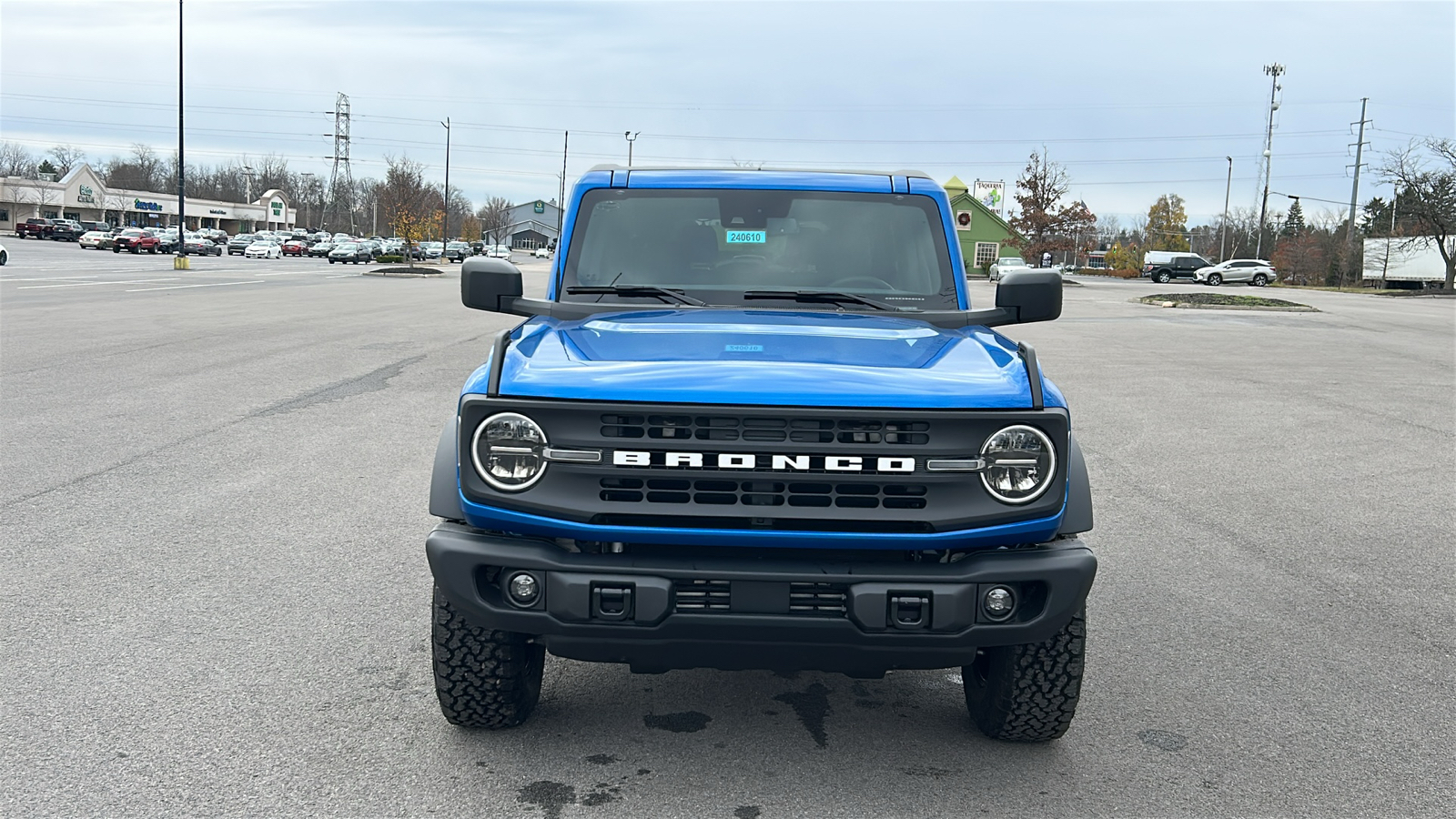 2024 Ford Bronco Black Diamond 34