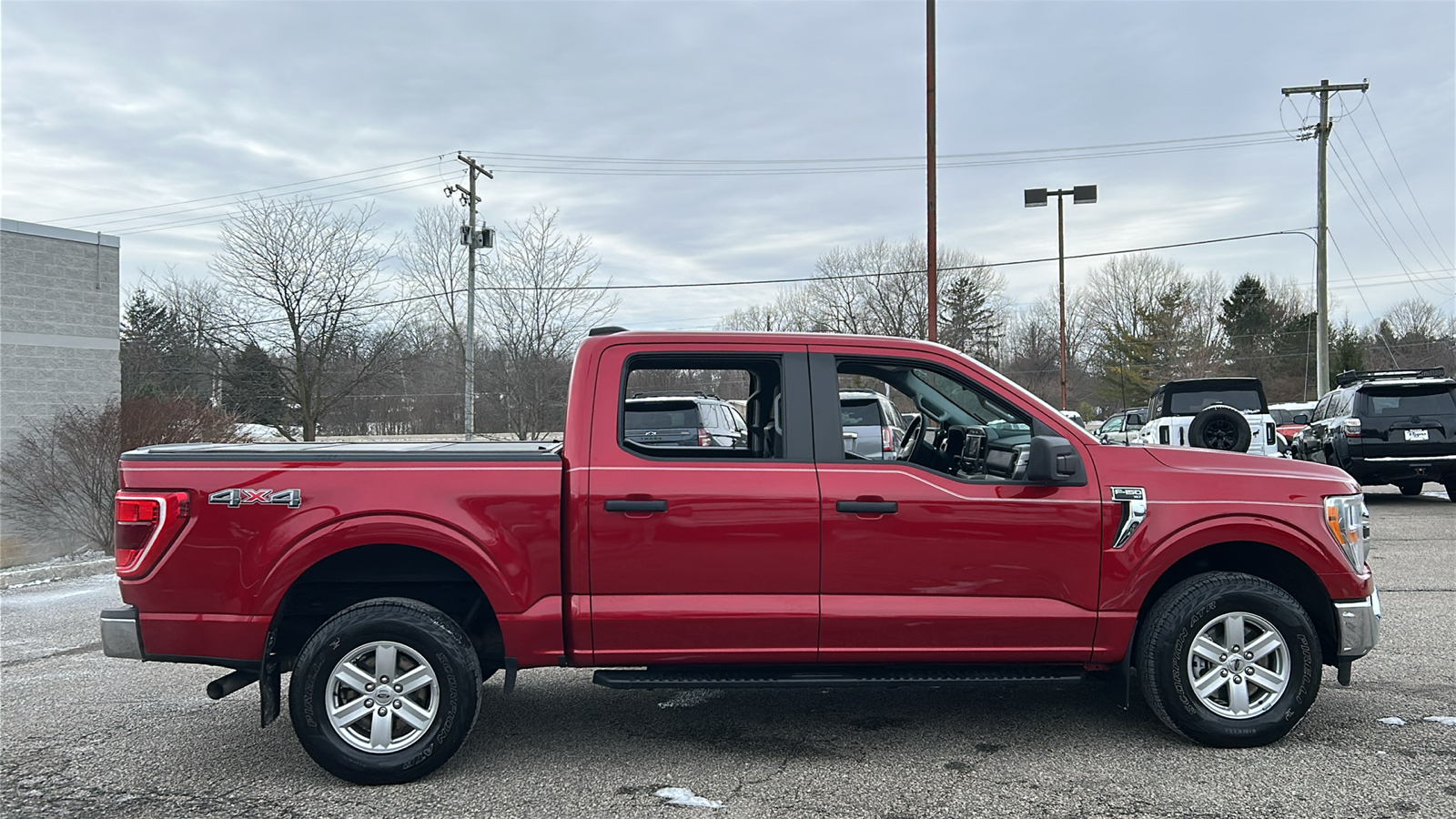 2021 Ford F-150 XLT 4