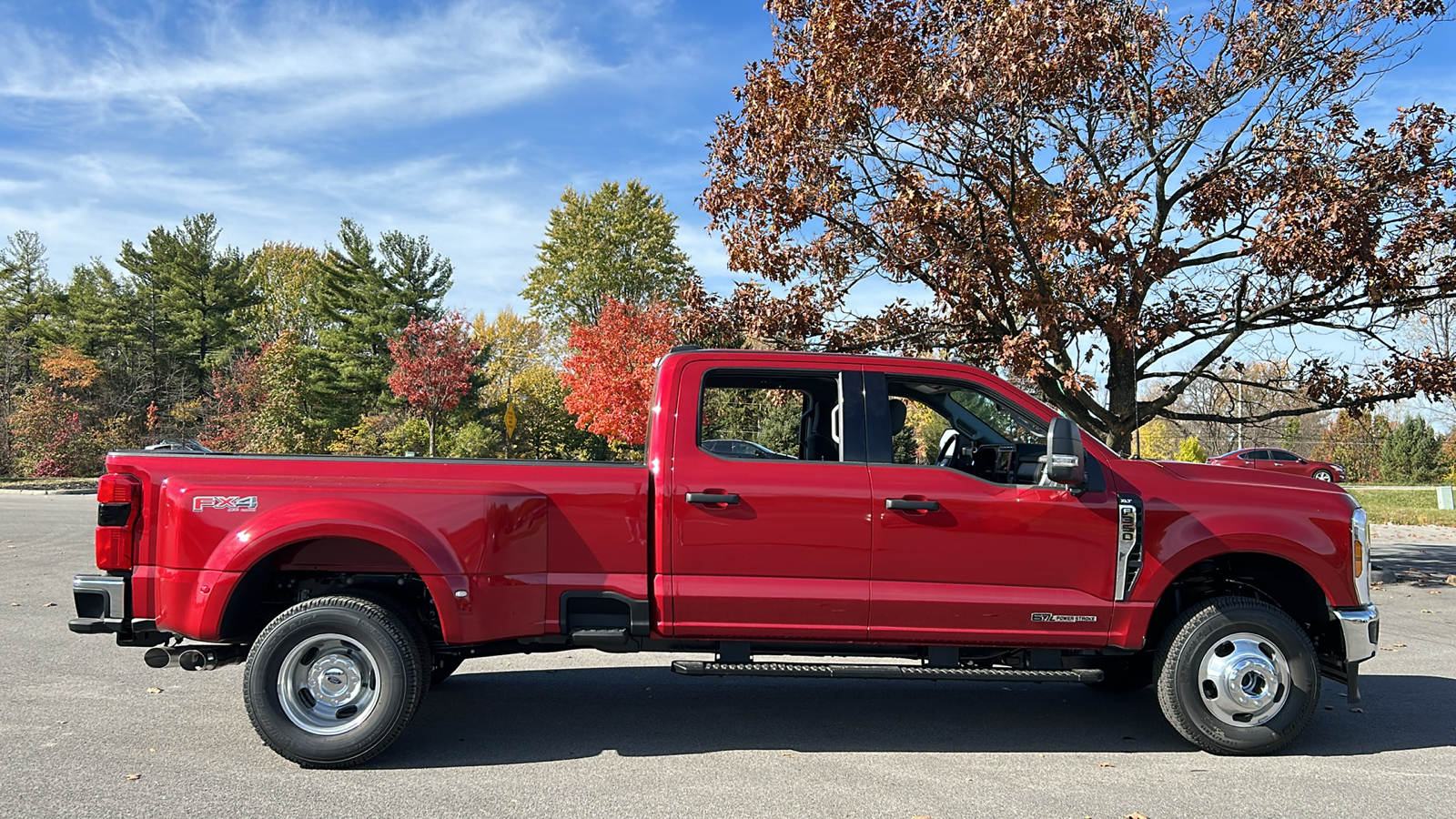 2024 Ford F-350SD XLT 4