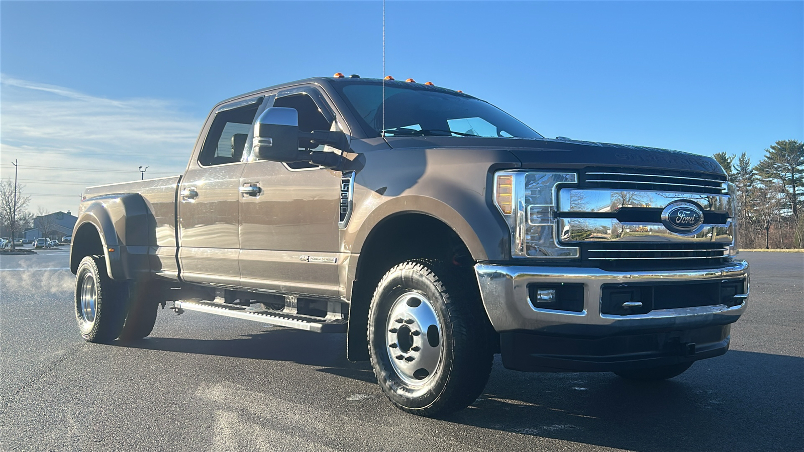 2017 Ford F-350SD Lariat 2