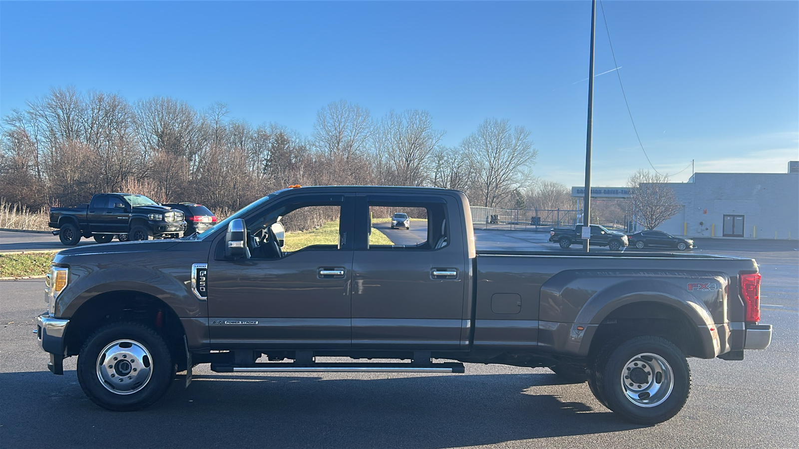 2017 Ford F-350SD Lariat 16