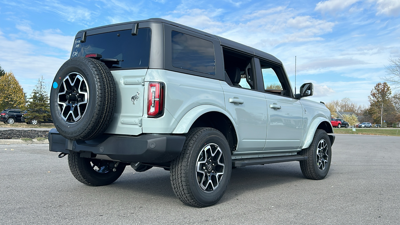 2024 Ford Bronco Outer Banks 12