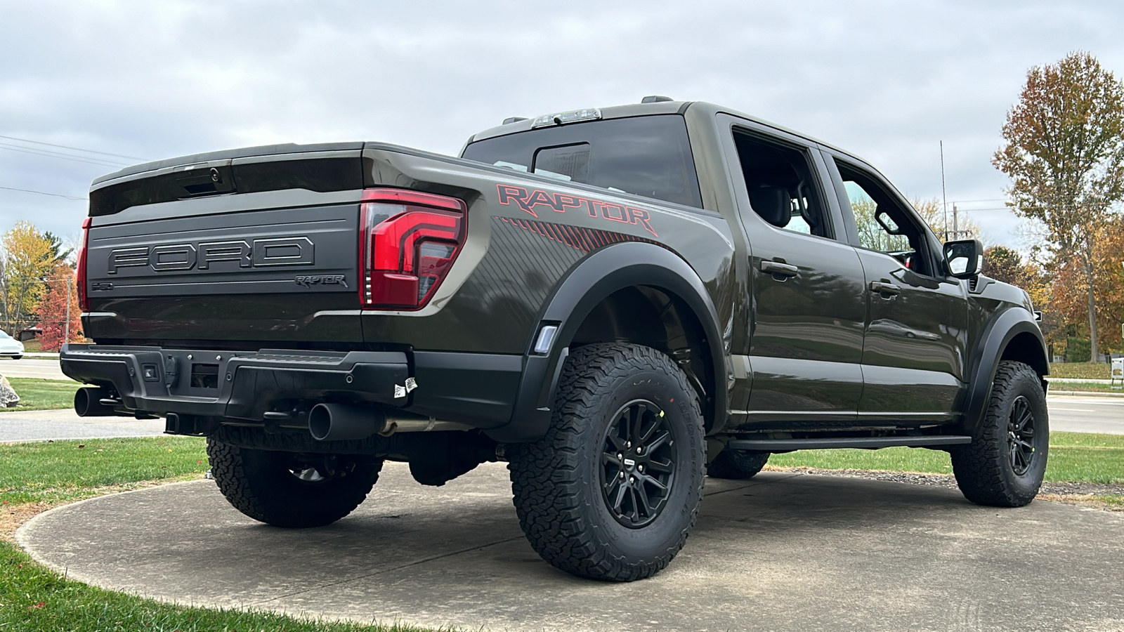 2024 Ford F-150 Raptor 10