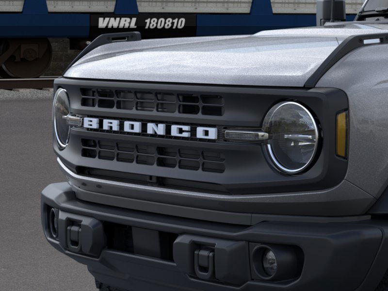 2024 Ford Bronco Black Diamond 19