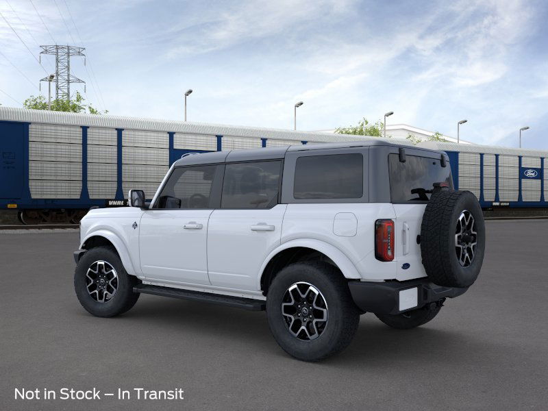 2024 Ford Bronco Outer Banks 4