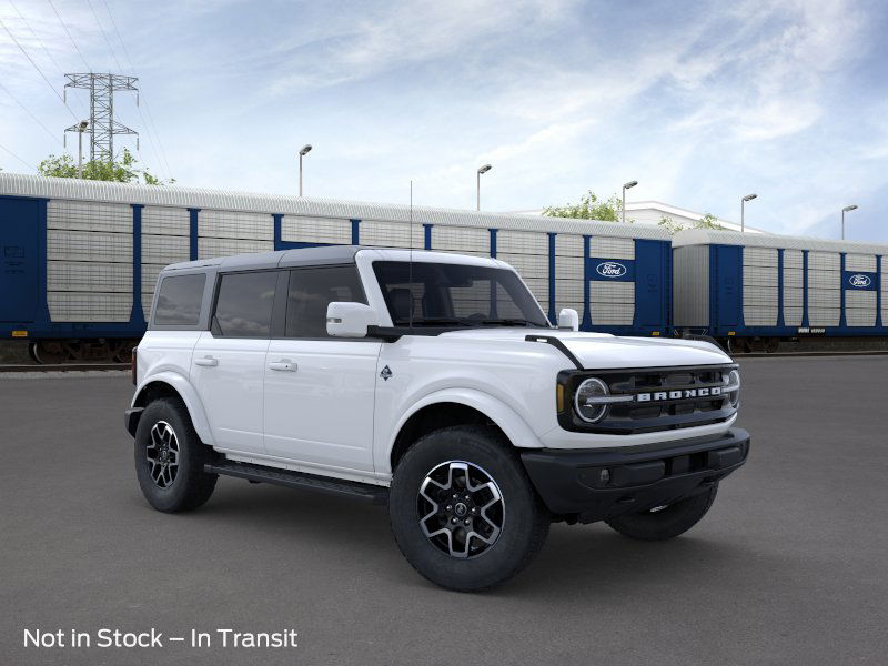 2024 Ford Bronco Outer Banks 7