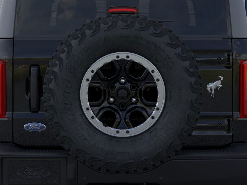 2024 Ford Bronco Black Diamond 24