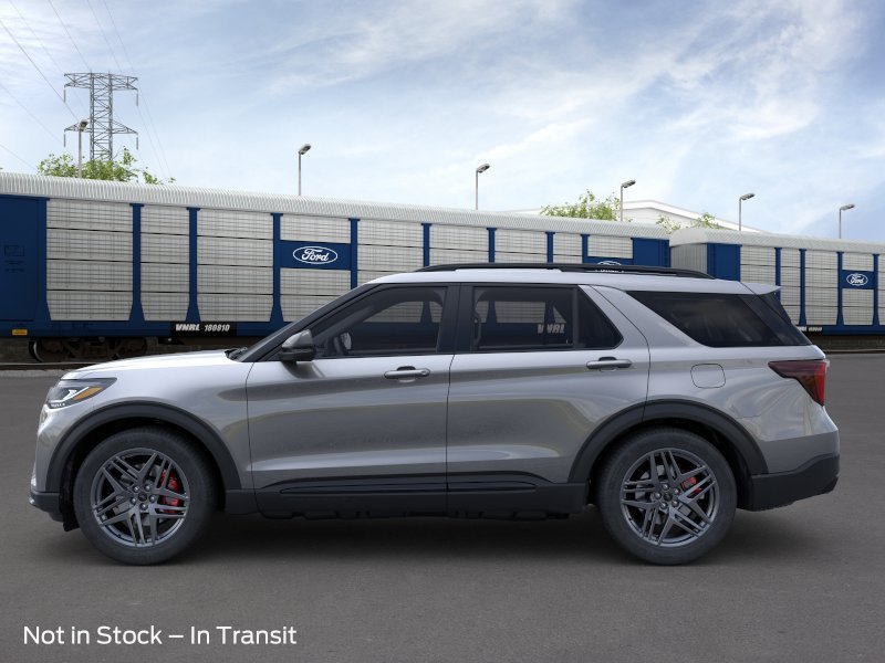 2025 Ford Explorer ST 3